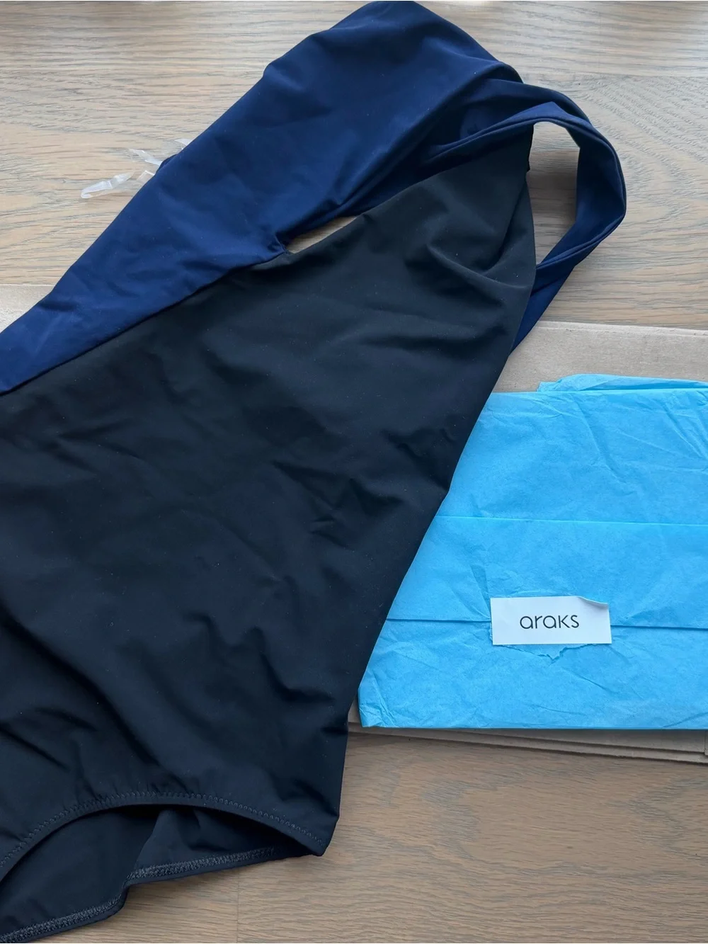 NEW Araks ‘Venetia’ One-Piece Swimsuit black & midnight XS